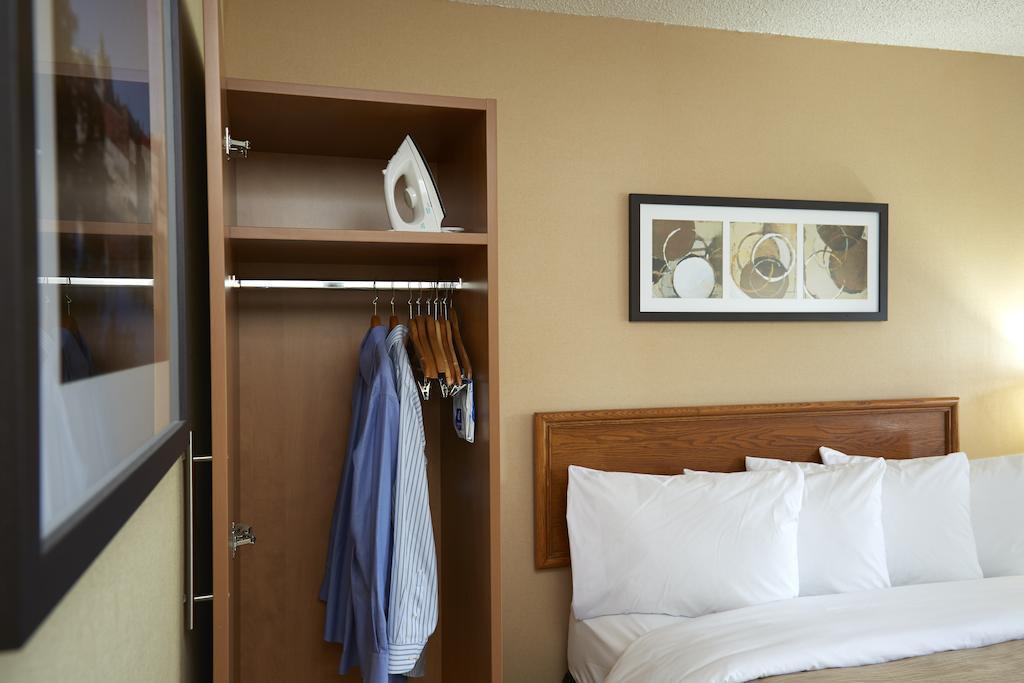 Comfort Inn Hamilton Exterior photo